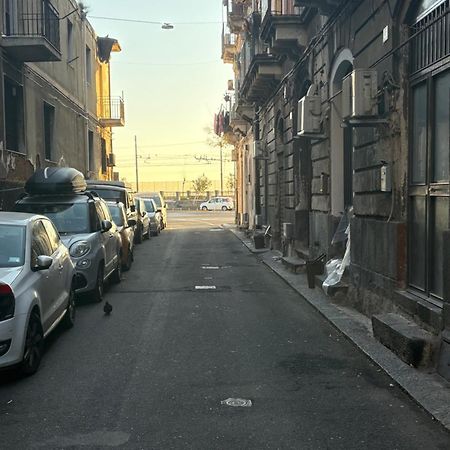 Da Marieddu Appartamento Indipendente In Centro Citta Catánia Buitenkant foto